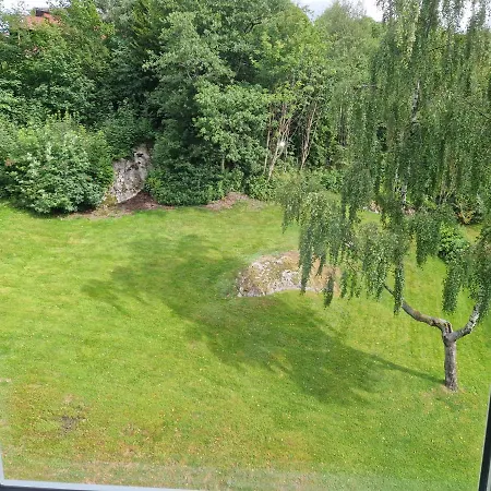 Toppleilighet I Fana * برغن