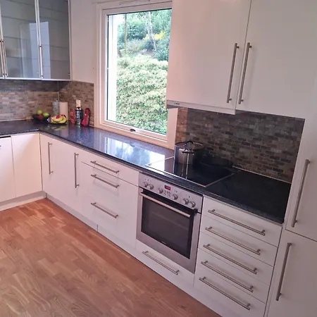 Lägenhet Toppleilighet I Fana